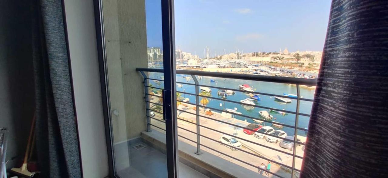 Shore Bridge Gzira Exterior photo
